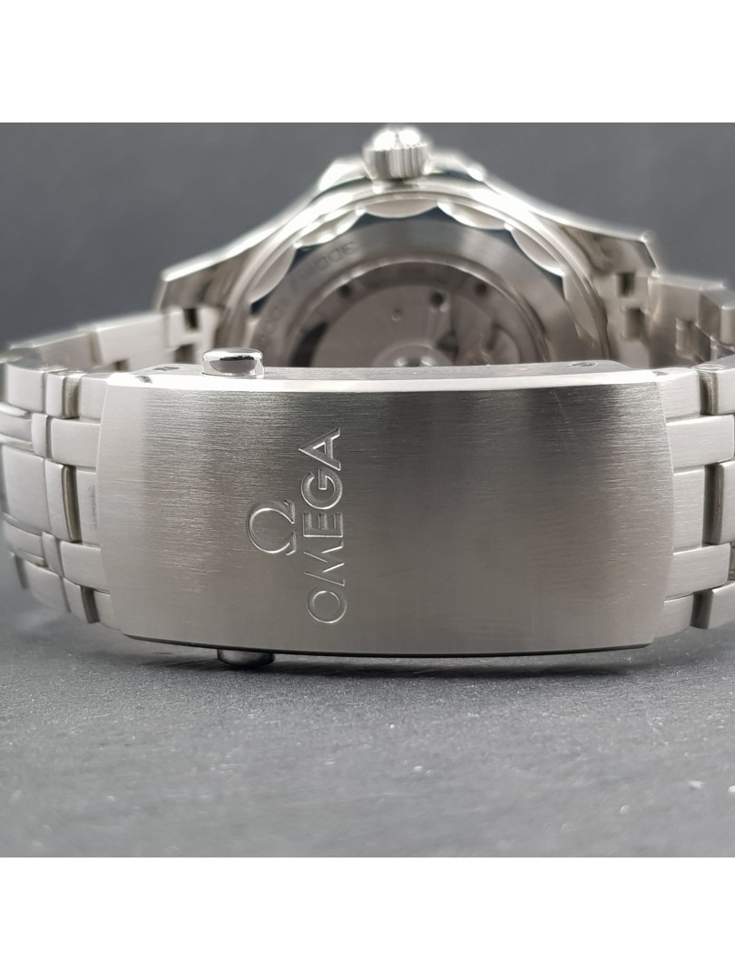 Acquista Omega Seamaster 300 - Ref. 21030422003001 su eOra.it