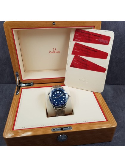 Acquista Omega Seamaster 300 - Ref. 21030422003001 su eOra.it