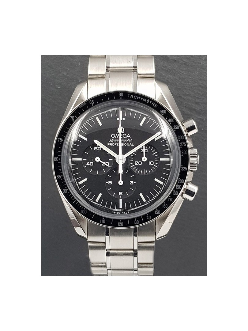 Acquista Omega Speedmaster Moonwatch - Ref. 35705000 su eOra.it