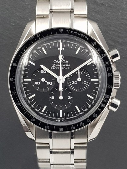 Acquista Omega Speedmaster Moonwatch - Ref. 35705000 su eOra.it