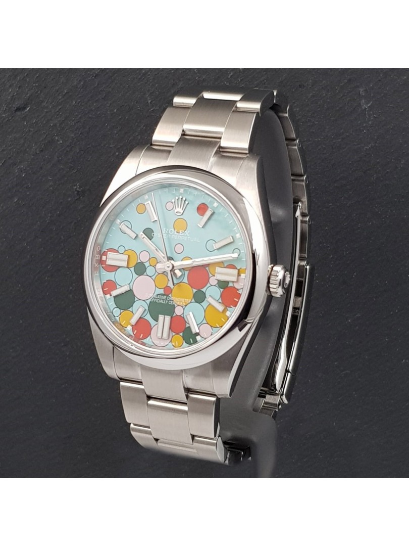 Rolex Oyster Celebration ref.124300 like new on eOra.it