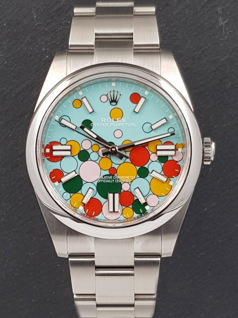 Rolex Oyster Celebration ref.124300 like new on eOra.it