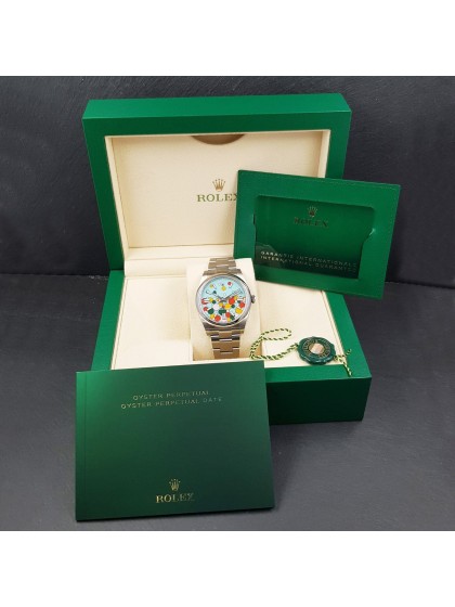 Rolex Oyster Celebration ref.124300 like new on eOra.it