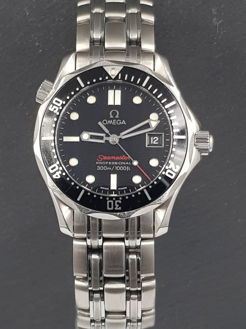 Omega Seamaster 300 medium with box and guarantee on eOra.it