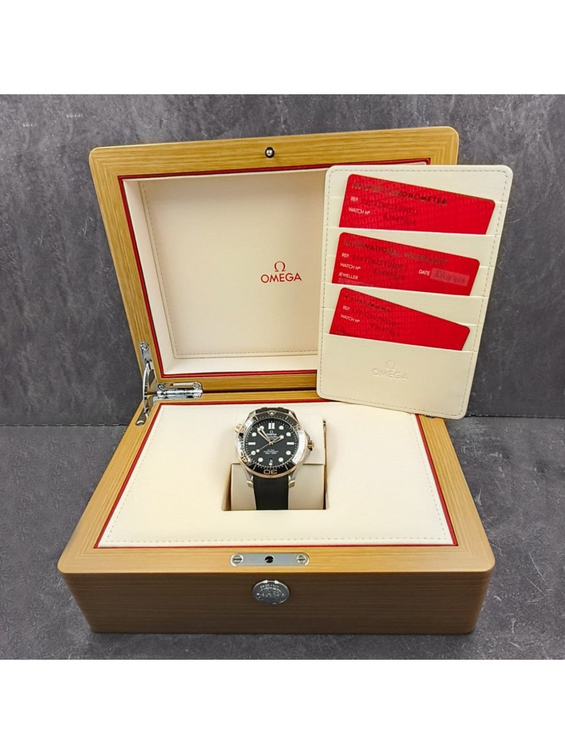 Omega Seamaster Diver 300 2024 full set su eOra.it!