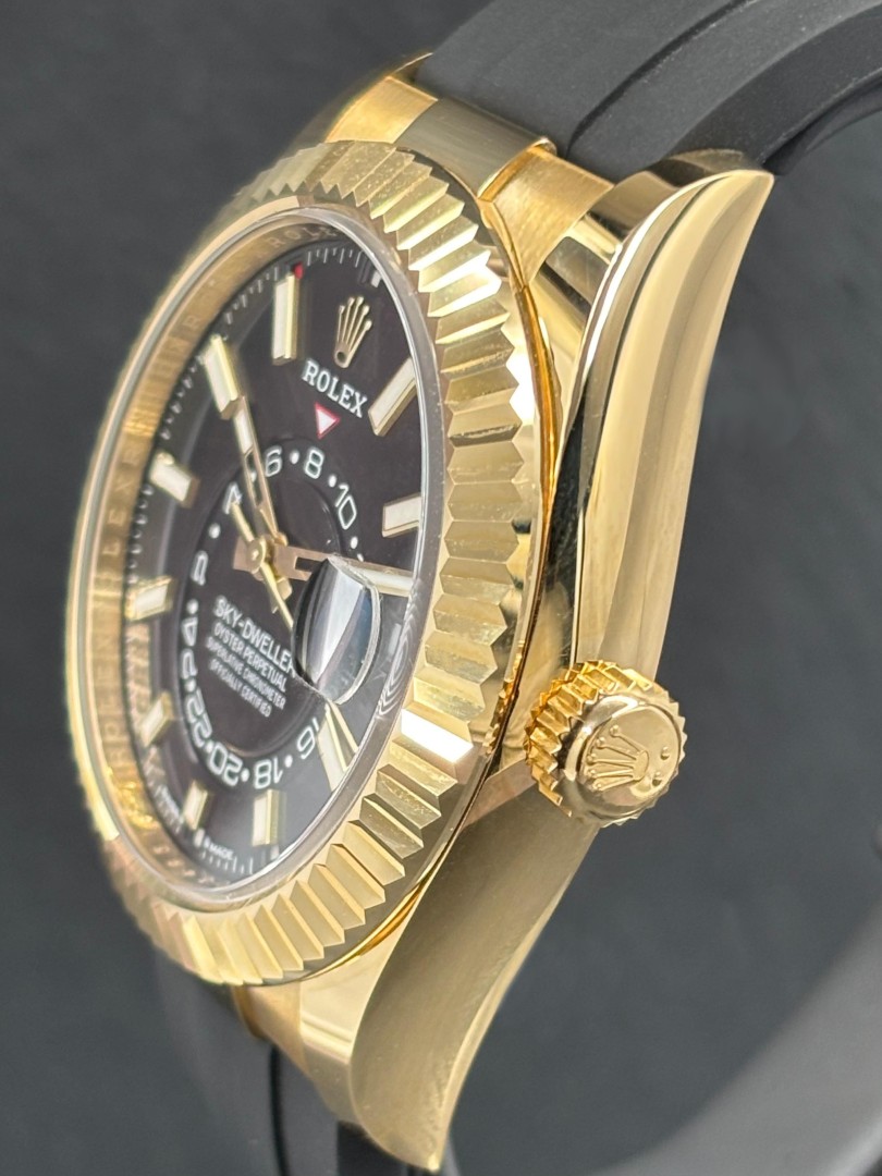 Rolex Sky-Dweller oro ref.336238 su eOra.it!