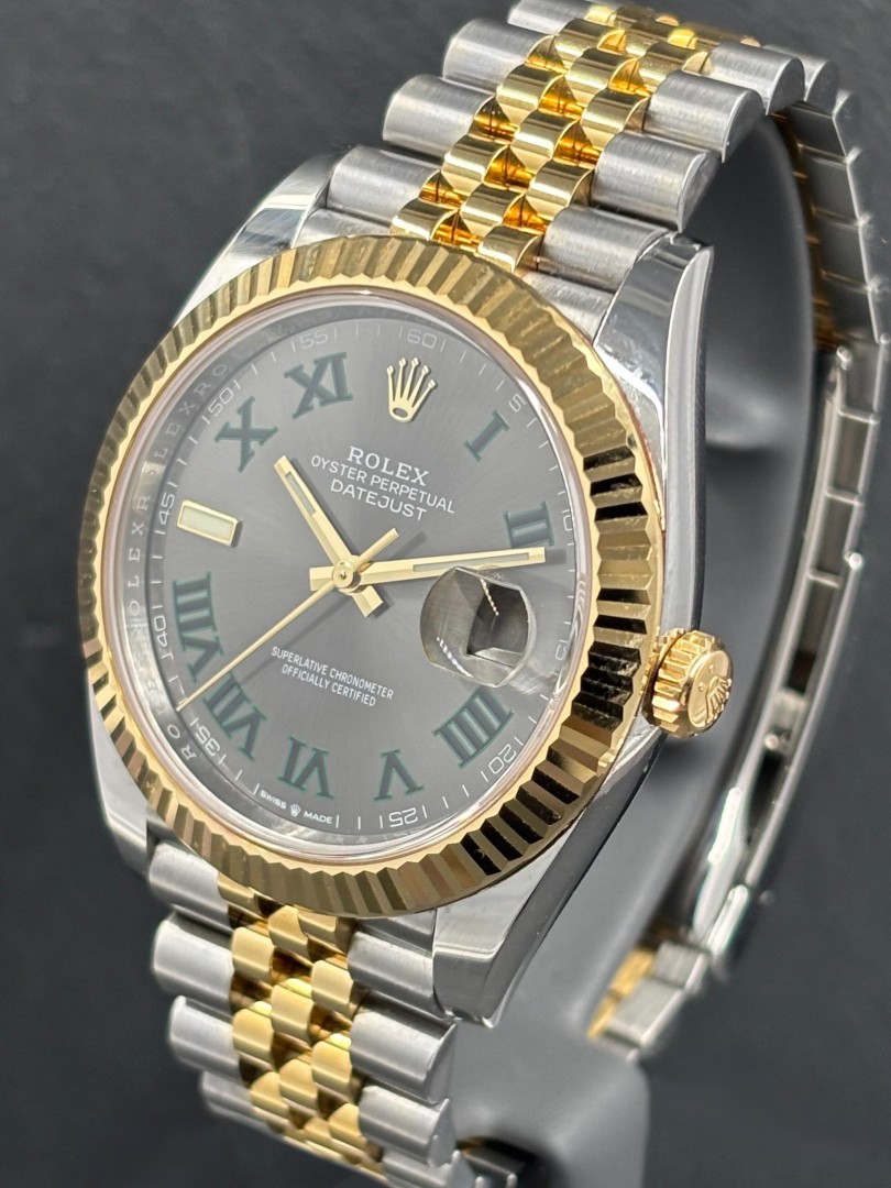 Rolex Datejust Wimbledon steel/gold ref.126333 on eOra.it!