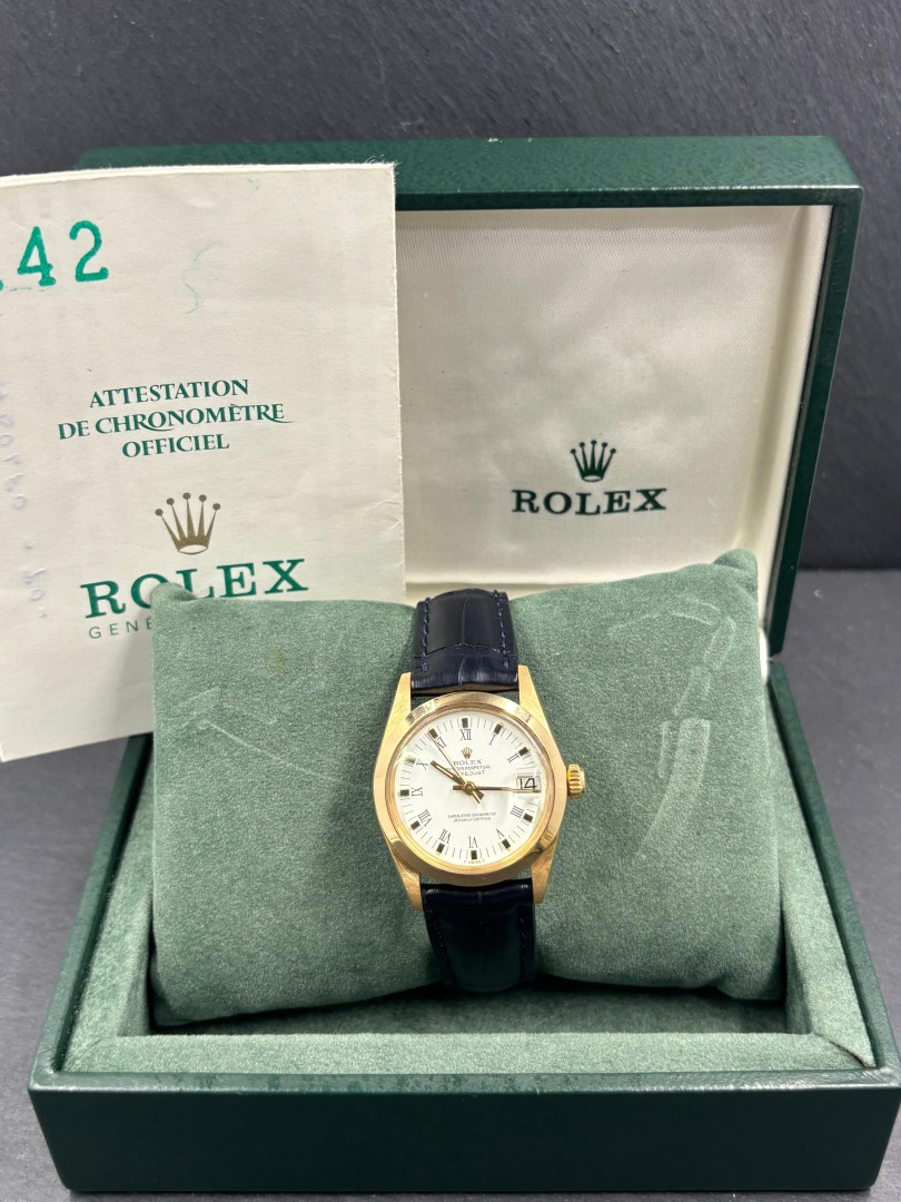 Rolex Medio Datejust oro ref.6824 on eOra.it!